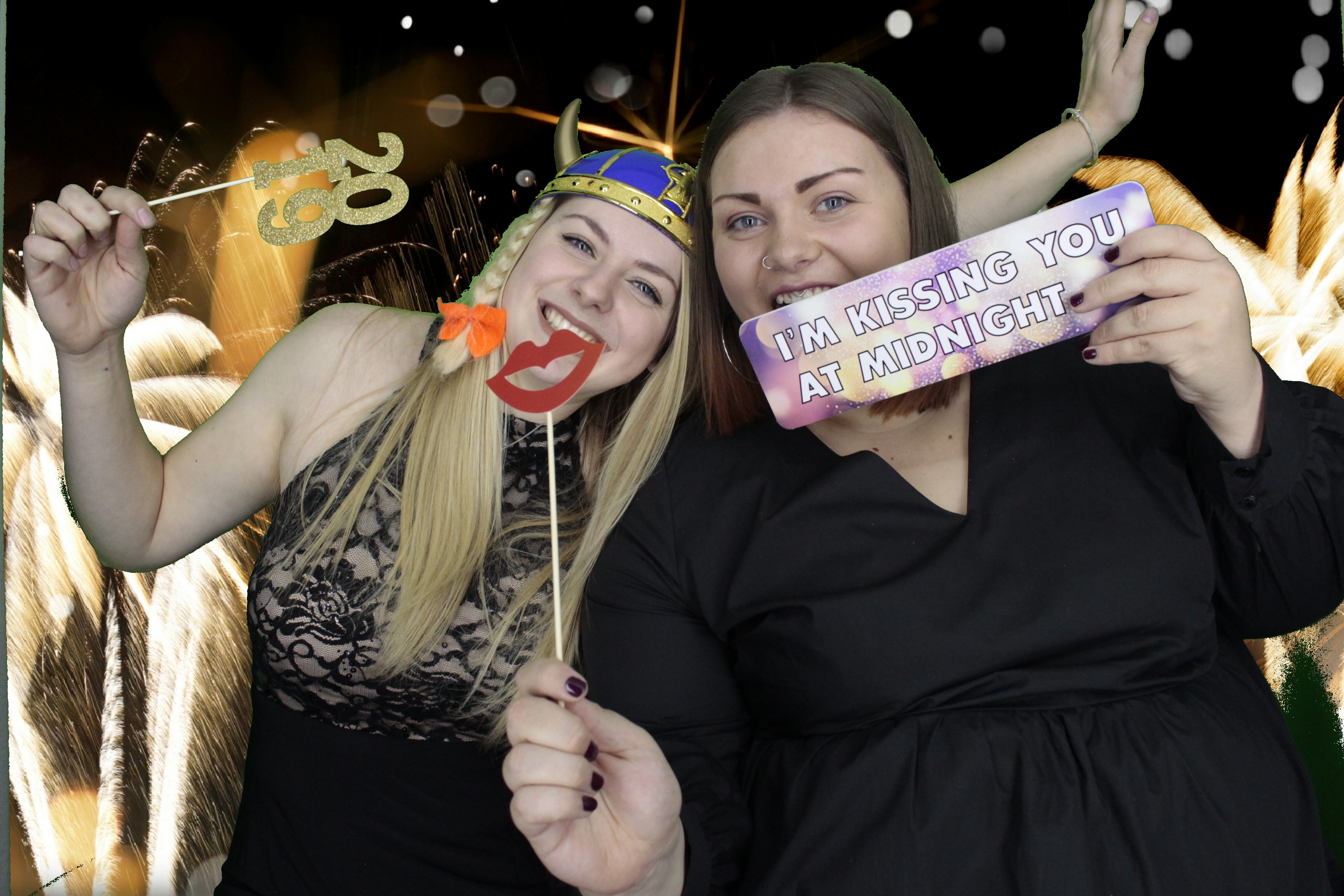 The Sussex Exchange New Years Eve | View more photos from the event at gallery.myphotoboothexperience.co.uk/u/MyPhotoBoothExperienceLtd/The-Sussex-Exchange-New-Years-Eve